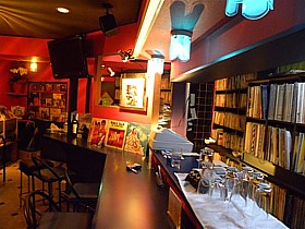 店内1